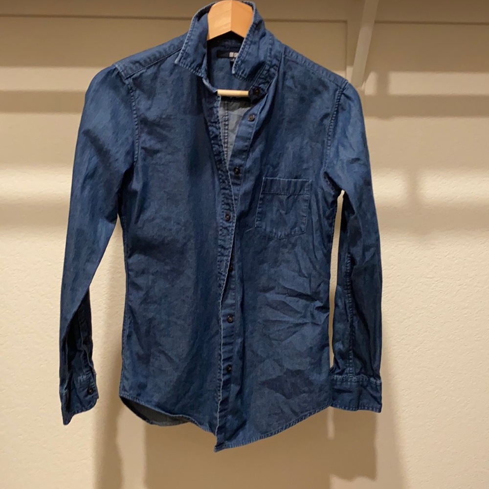 Uniqlo. Size Small.